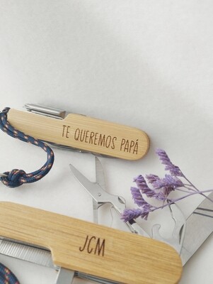 Navaja Multiusos bambú personalizada